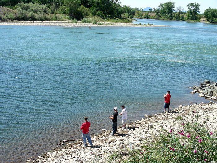 Fishermen on the Feather River